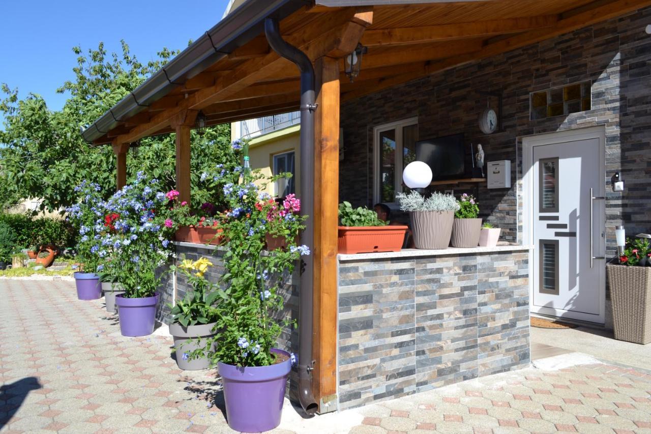Casa Dela - Medjugorje Acomodação com café da manhã Exterior foto